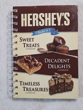 📕Hershey's 3 books in 1 by The Hershey Company Spiralbound